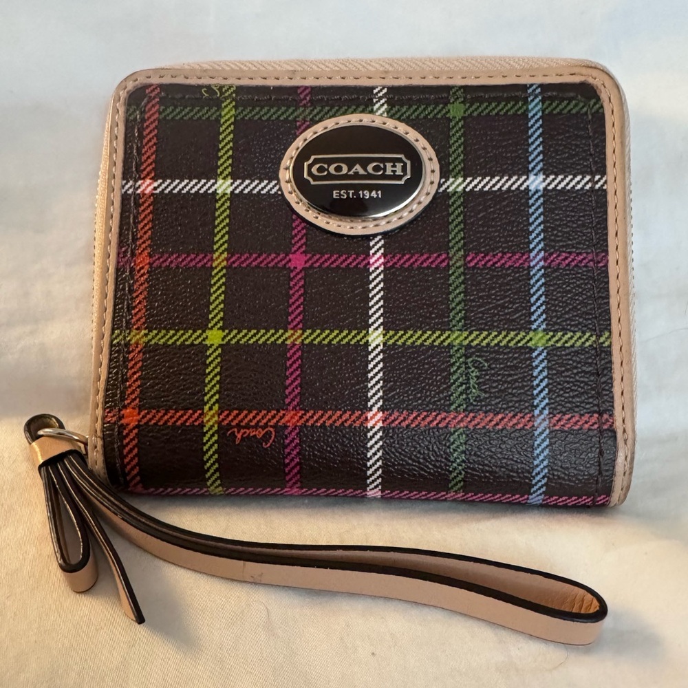 Coach Plaid Peyton Tattersall Zip-Around Wristlet Wallet VGUC